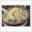 今日のランチは、「ドラゴンデリ」野菜たっぷりタンメン 780円＋半チャーハンセット200円