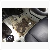 ジムニーの運転席