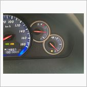 あ、ガソリン入れなくちゃ ^ ...