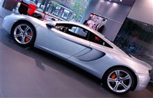 McLaren MP4-12C Coupe McLaren MP4-12C Coupe