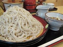 今日のランチは、「小諸蕎麦」2枚もり大盛 320円