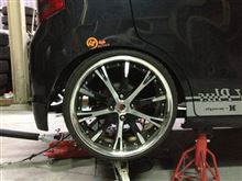 俗に言うフェンダーアーチ(&#180;Д` )