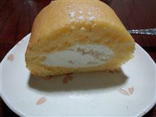 ロールケーキの日