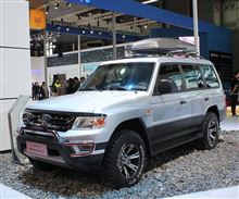 2代目 ミツビシ パジェロ ロング 後期型 ベース “ 長豊汽車 猎豹 黑金剛 ” フェイスリフト ： 中国 ・・・・