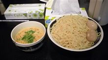 職場のラーメン部で行ってきた。