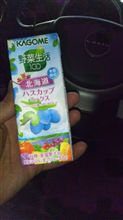 今日もロールちゃんで…