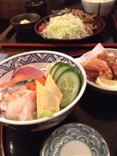 海鮮丼、美味しかった。