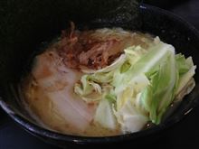 昨日ラーメン食べてきた...