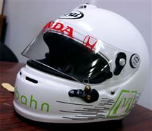 【レーシングギア】ヘルメットArai GP-6S カッティングシート施工 【レーシングギア】ヘルメットArai GP-6S カッティングシート施工