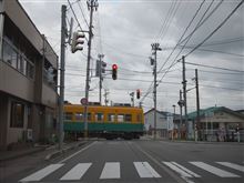 電車通過待ち