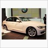 BMW 320i を普通に乗 ...