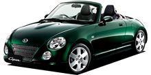 最近,　軽自動車が多いですね!!    燃費いいし、性能もいい!!