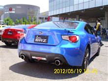 スバル　水平対向エンジン　　BRZ 