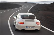 クリームホワイト(白色)　の　ポルシェ９１１　カレラ4シリーズ　遭遇!! 