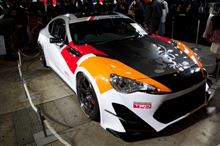 TRD トヨタ８６　コンセプトカー　　配色これもありかも!!