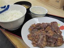 今日のランチは、「松屋」カルビ焼肉定食630円＋定食Ｗ券300円