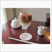 ザギンで、お茶してます。