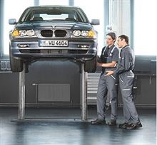 BMW正規ディーラーの確かな整備を、予想外の価格で。