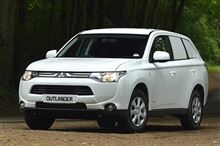 2014 Mitsubishi Outlander 2.2 GX1 Commercial ： UK ・・・・