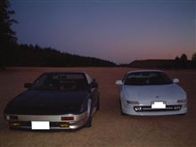 新旧MR2の画像