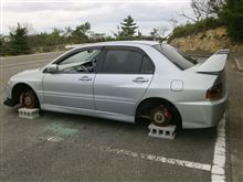 盗難車を発見したので警察へ通報