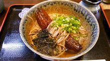 ボランティア活動の後は温かいそばをいただきます