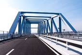 買い物巡りで東京ゲートブリッジ利用、風車が怖い( ゜＿゜；）