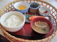 今日のブレックファーストは、「那須小川ゴルフクラブ」朝食セット