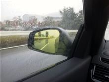 雨の朝