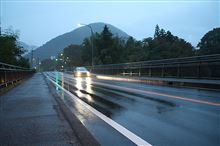 雨の紅葉ドライブ