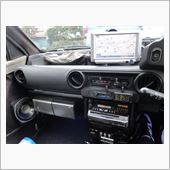 ナビ＆カーステなど。