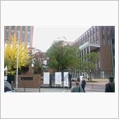 今日は大学へ！