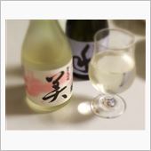 買った酒飲んだ。