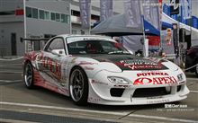 RX-7     昨日横浜で　見かけました!!    かなり、、チューンアップされていたようでした。