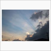 薄明光線　に　月☪と雲☁