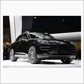 Porsche Macan  ...