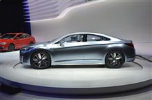 レガシィの公開はアメリカで･･･ってかB4なんだよね?コレ??