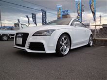 黒い悪魔にさようなら...AUDI　TT　8J　ATEセラミックパッド
