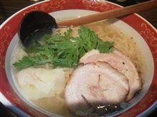 CLIOマフラー再作成、FOCALミーティング関東に美味しいラーメン