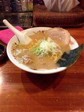 今日は味源でラーメン