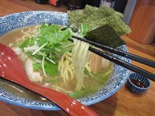 今日のランチは、「友」特製芳醇あごだし醤油 大盛