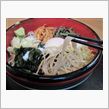 今日のディナーは、鶯谷「本陣」温たまむじなそば500円＋大盛100円