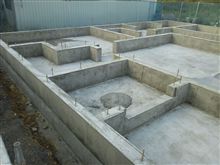 型枠が外れましたわ。