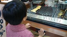 【興味津々】・・・。