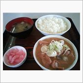 朝もつ定