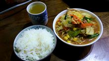 拉麵 ラーメンで鍋を堪能する。 