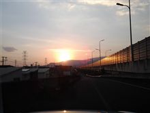 西の空を、ちょっと眺めてみよう。