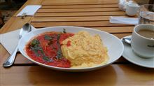 今日は『黒執事』を観た後で遅い昼食を(^^♪