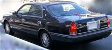 ちょっとレアで懐かしい15マジェスタV8(UZS151)♪
