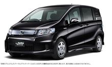 本日ホンダ フリードスパイクハイブリッドを注文しました